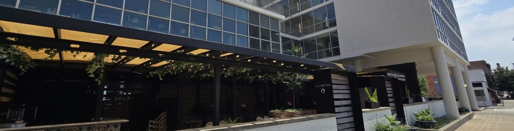 Picture of a commercial office painting job we painted in downtown Memphis TN in Sherwin Williams White duck